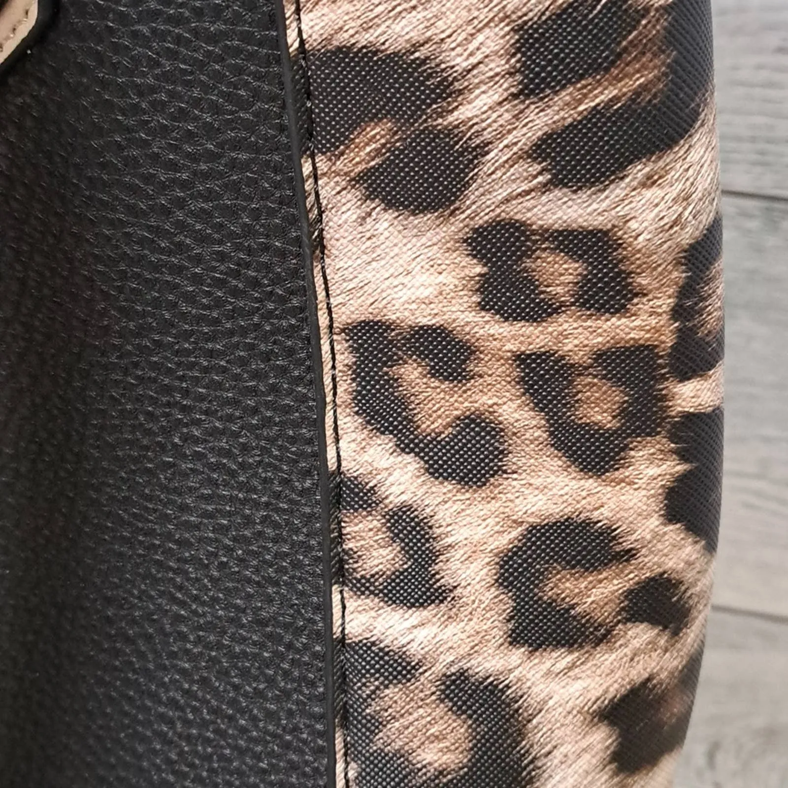 Adrienne Vittadini Lenora Leopard Tote