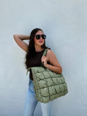 Fall Puffer Bag in olive