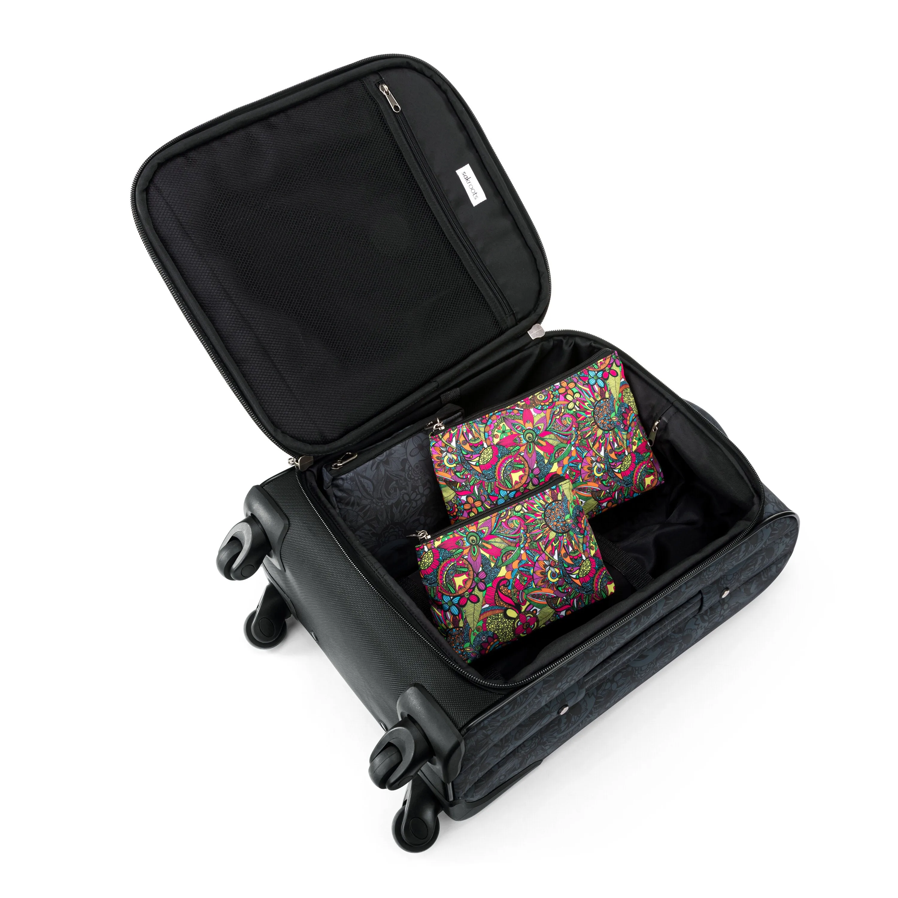 On The Go 21" Spinner Luggage Bundle