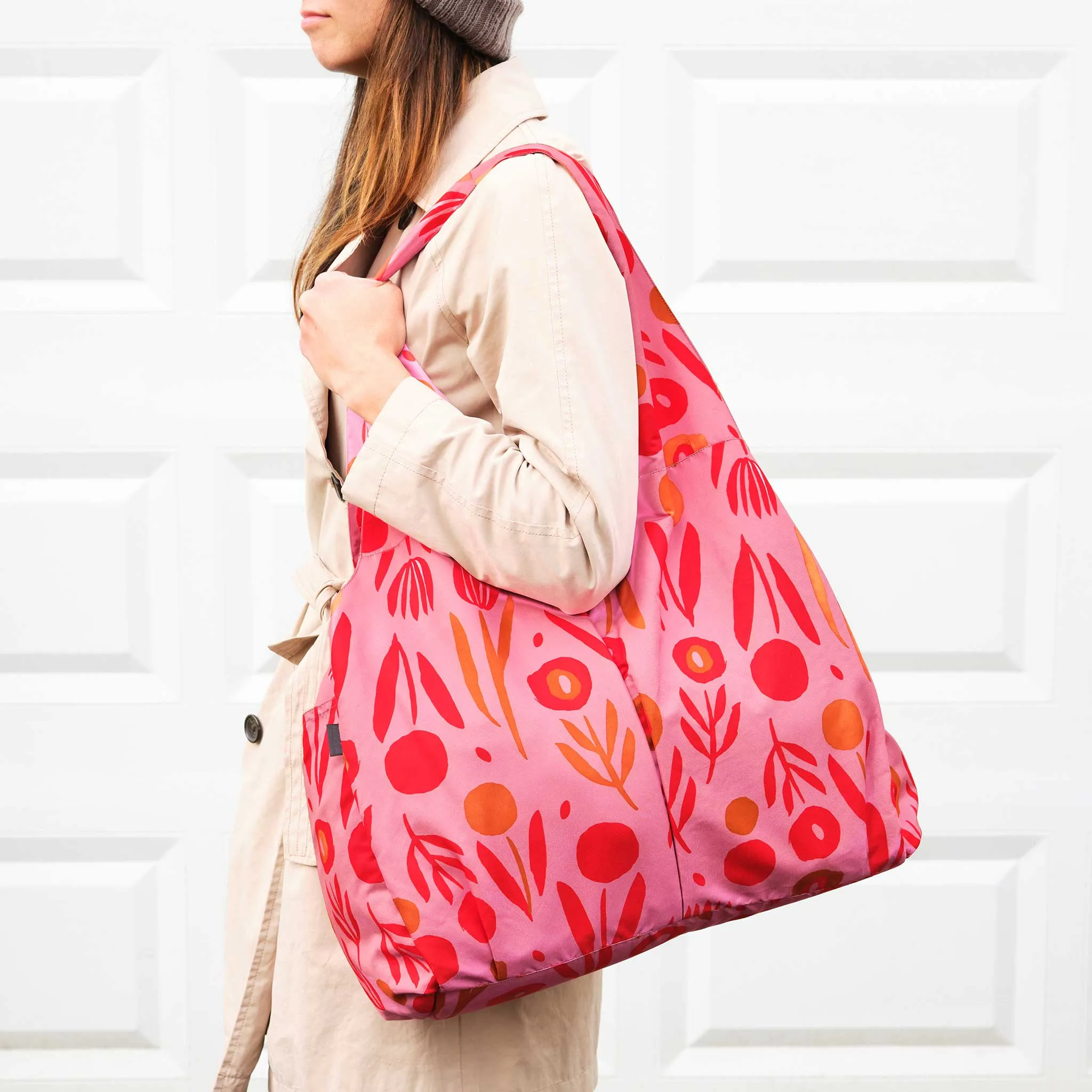 Poppy Tulip Power: Multi-Pocket, Statement Tote Bag